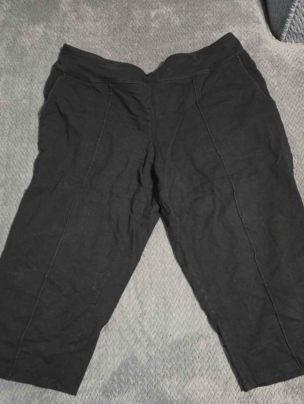 Black Women's Stretch Capri Pants
